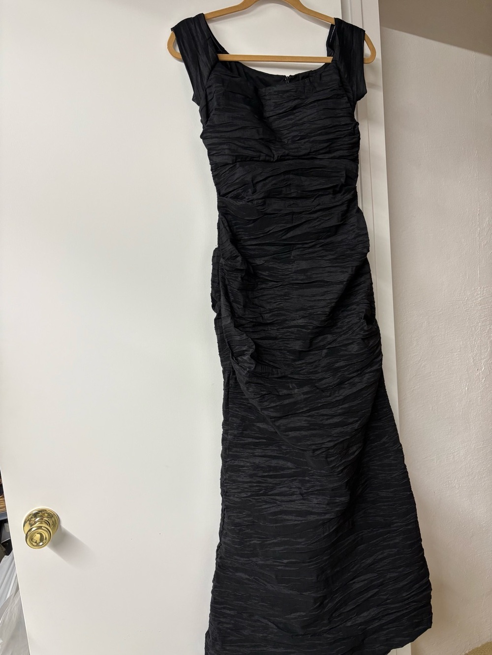 Alex Evenings Black Ruched Taffeta Floor Length Dress SZ 8